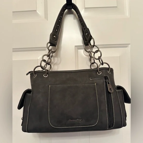 American Bling Studded Concealed Carry Shoulder Bag – Western Style - Picture 6 of 15